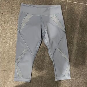 Blue Athletic cropped Leggings Lululemon size 4